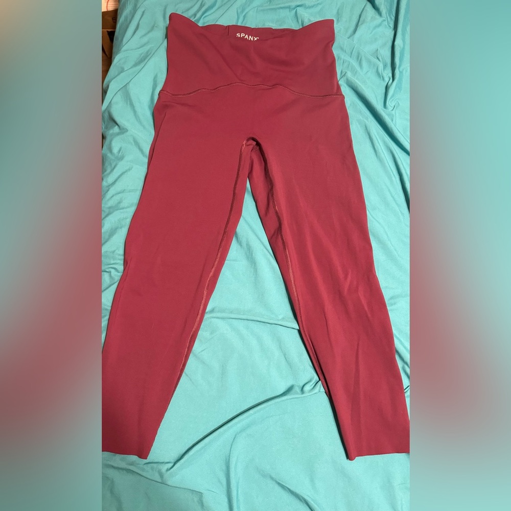 Spanx 7/8 booty boost leggings